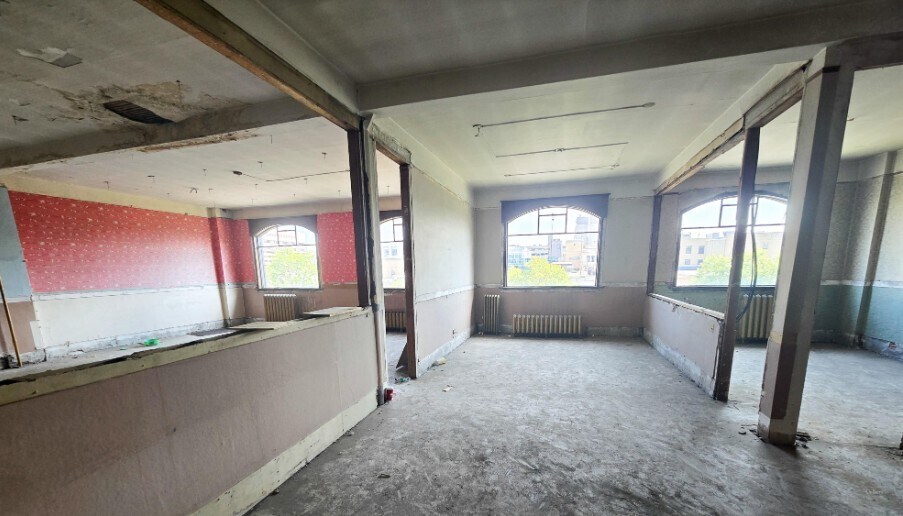 More Photos Of 157 2 Ave S, Saskatoon General Retail For Sale