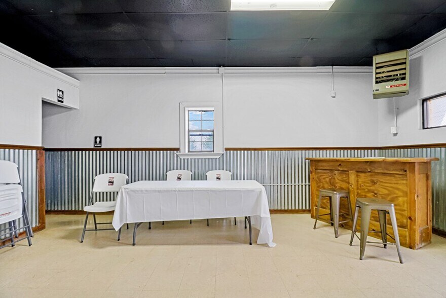 More Photos Of 406 S Jackson Ave, Odessa Lodge Meeting Hall For Lease