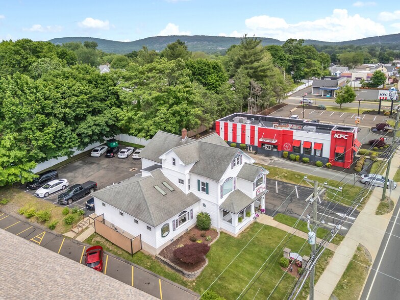 More Photos Of 710 E Main St, Meriden Freestanding For Sale