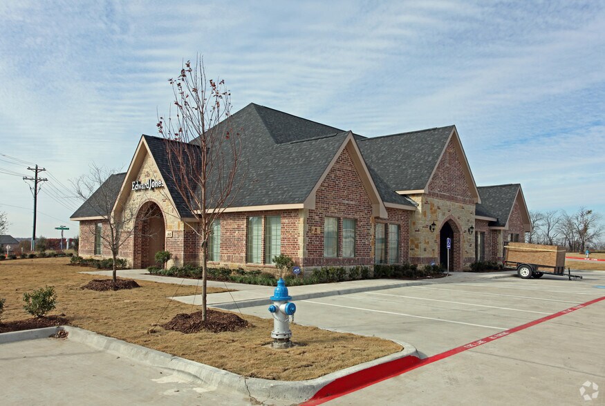 More Photos Of 1420 W Exchange Pky, Allen Coworking Space