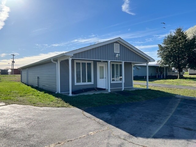 More Photos Of 7680 Hillsboro Hwy, Hillsboro Multifamily For Sale