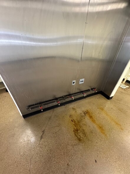 More Photos Of 110 N Jim Wright Fwy, Fort Worth Storefront For Lease