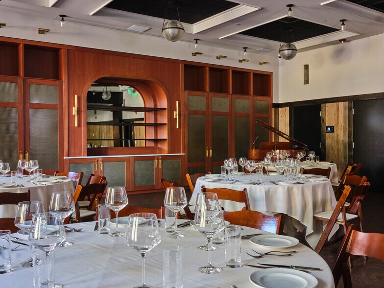 More Photos Of 185 N Lena St, Ridgway General Retail For Lease