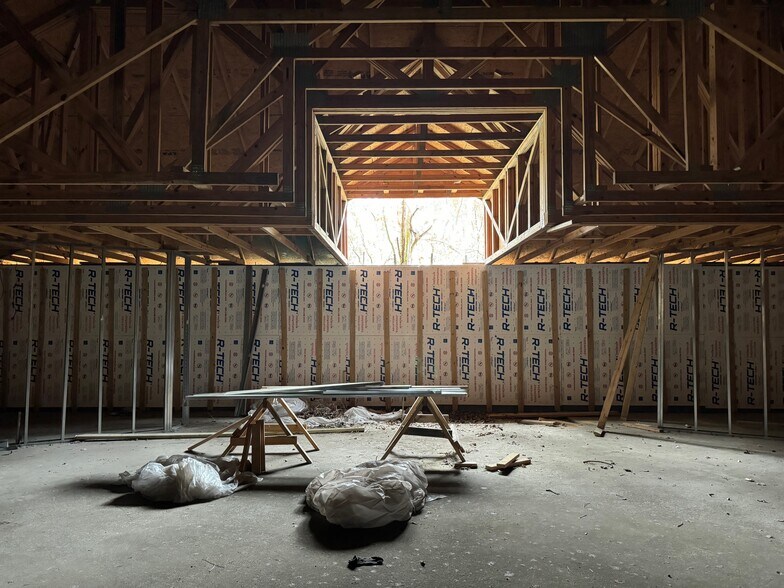 More Photos Of 2367 Jernigan Rd, Jacksonville Religious Facility For Sale