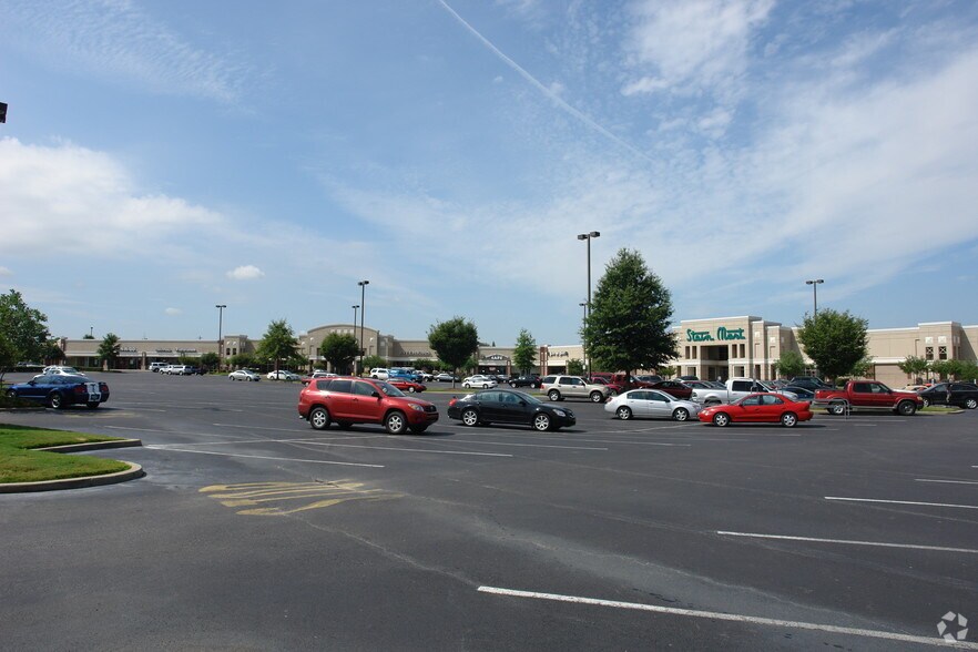 More Photos Of 1591-1725 N Germantown Pky, Cordova Unknown For Lease