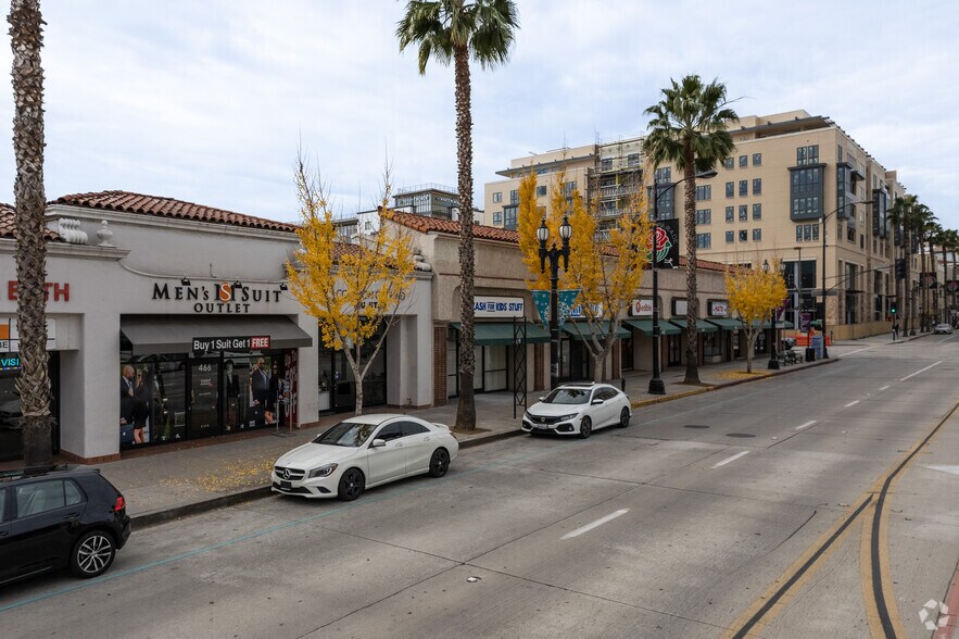 More Photos Of 440-458 E Colorado Blvd, Pasadena Storefront For Lease