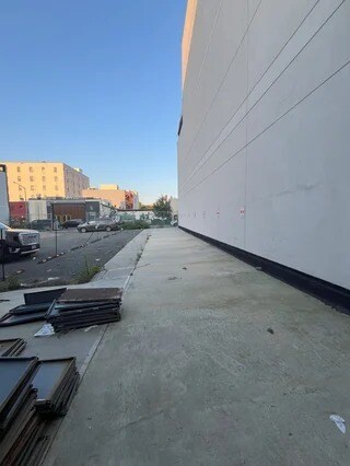 More Photos Of 102 Walworth St, Brooklyn Land For Sale