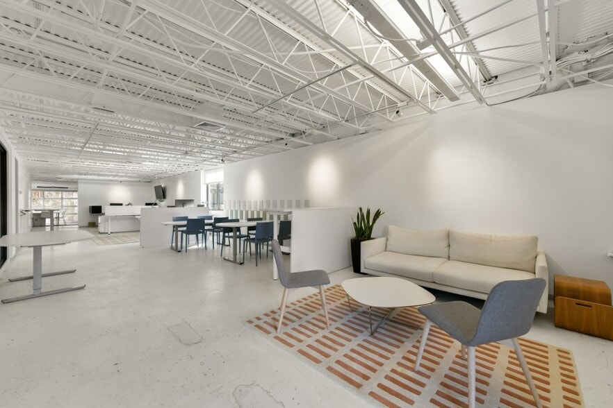 More Photos Of 555 E 2nd St, South Boston Loft Creative Space For Lease