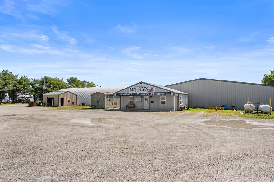 More Photos Of 2946 State Highway V, Matthews Warehouse For Sale