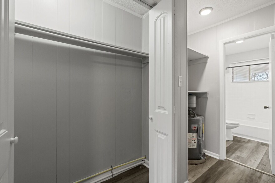 3915 McVay St, Huntsville, AL 35805 MultiFamily