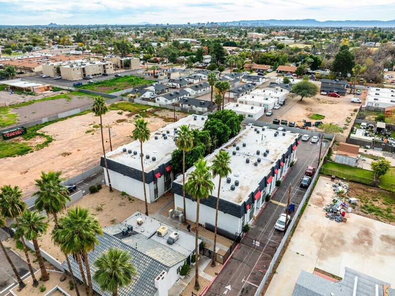 More Photos Of , Phoenix Multifamily For Sale