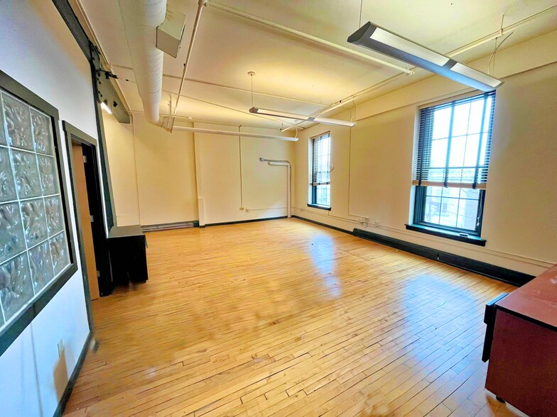 More Photos Of 94-96 Commercial St, Portland Office For Lease