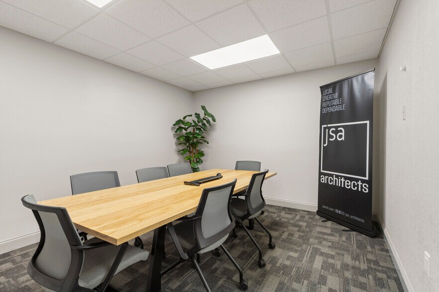 More Photos Of 2003 W Wall St, Midland Office For Sale