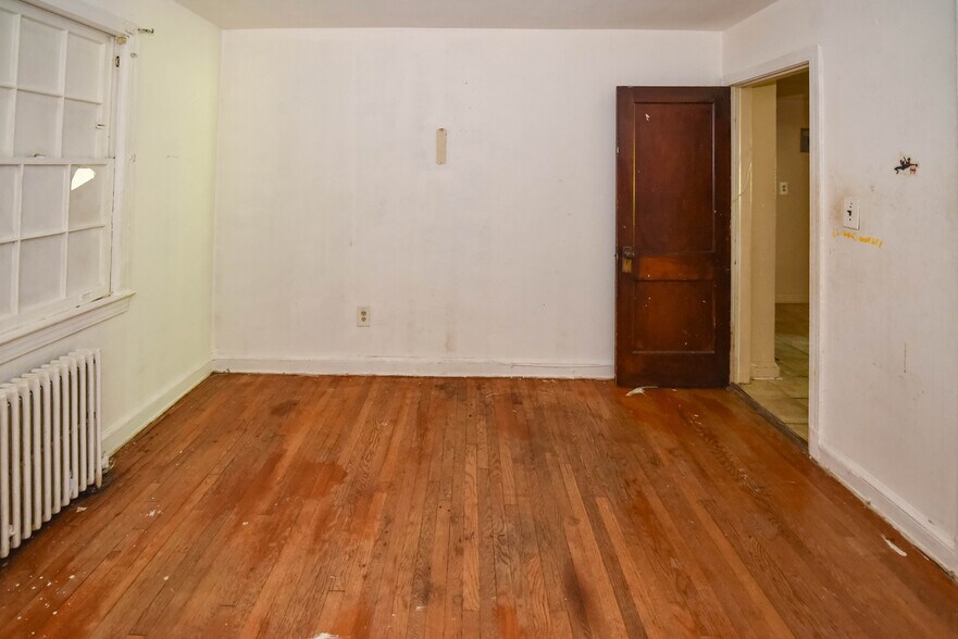 More Photos Of 2823 4th St NE, Washington Multifamily For Sale