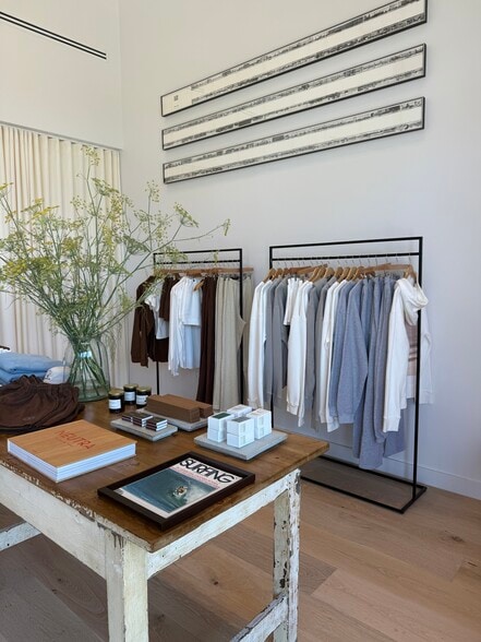 More Photos Of 23465 Civic Center Way, Malibu Unknown For Lease