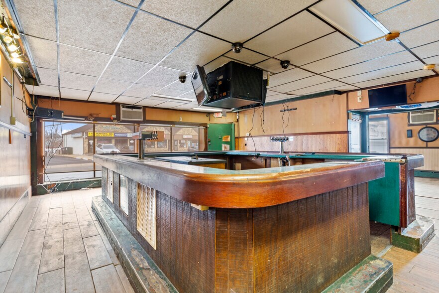 More Photos Of 2222 Macdade Blvd, Holmes Specialty For Sale