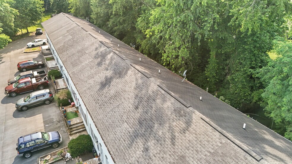 More Photos Of 265 Hallock Pl, Abingdon Multifamily For Sale
