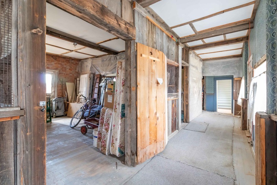 More Photos Of 400 W Victor Ave, Victor Hotel For Sale