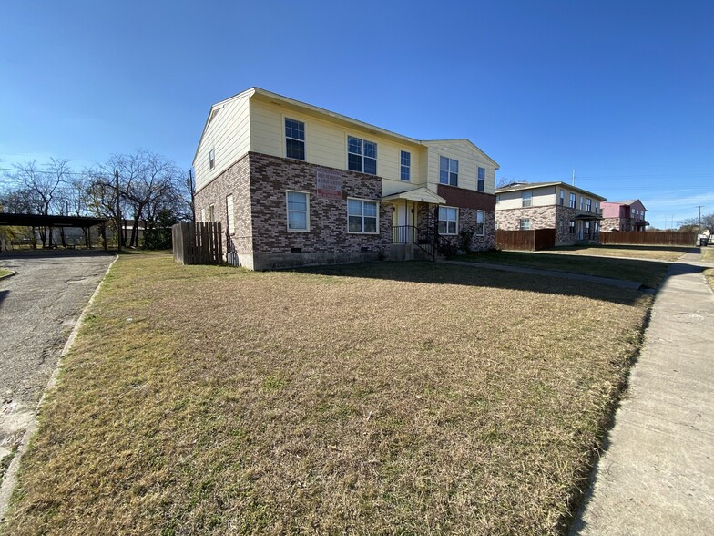 Primary Photo Of 807 Sissom Rd, Killeen Apartments For Sale