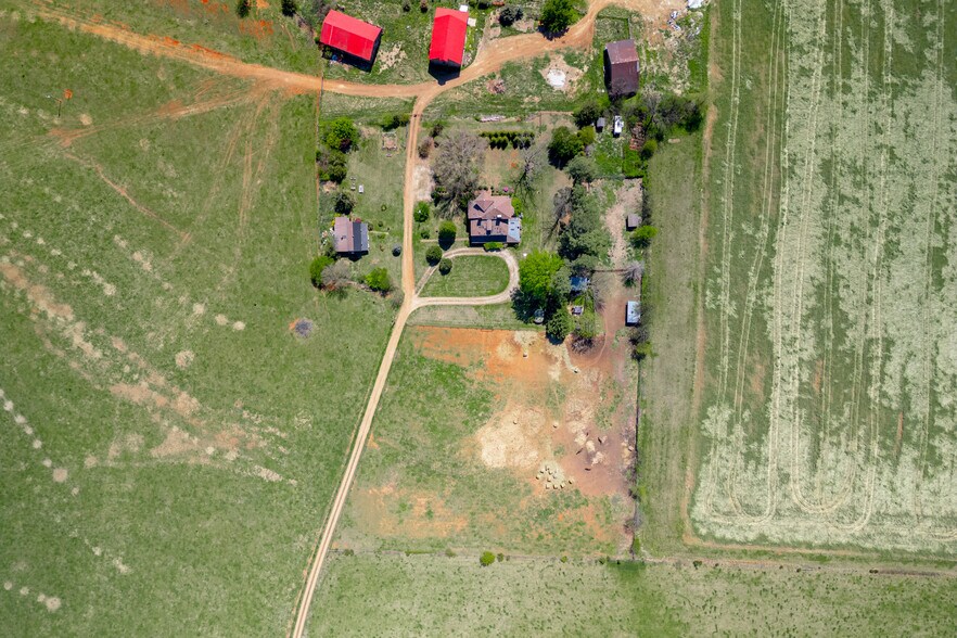 More Photos Of 2416 Lowesville Rd, Amherst Hospitality For Sale