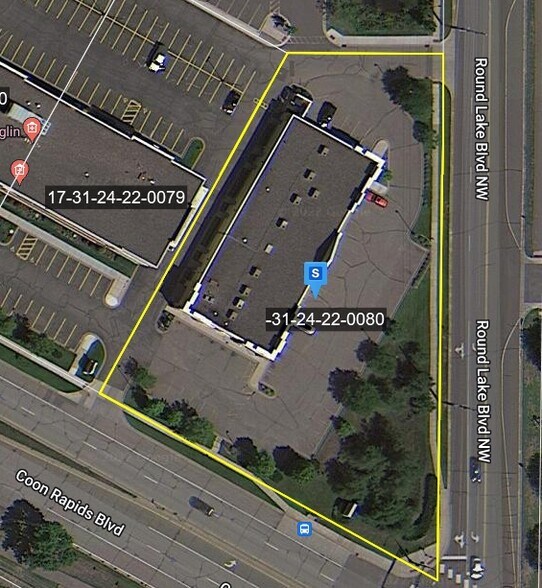 More Photos Of 11650 Round Lake Blvd, Coon Rapids General Retail For Sale