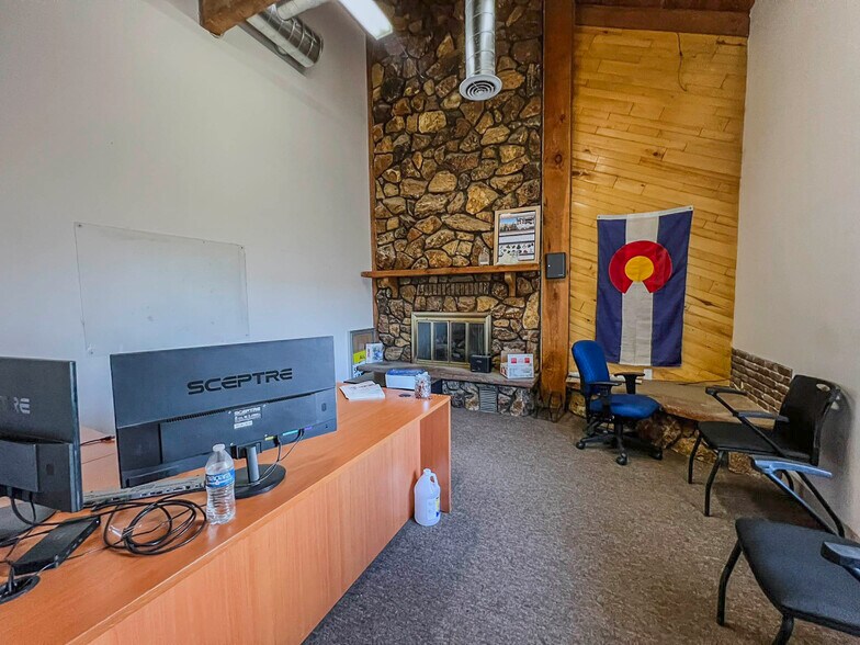 More Photos Of 12565 County Road 2, Brighton Flex For Lease