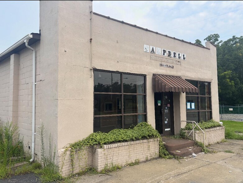 Primary Photo Of 21 Route 45, Mannington Flex For Sale