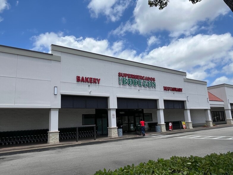 More Photos Of Southern Blvd, Wellington Unknown For Lease