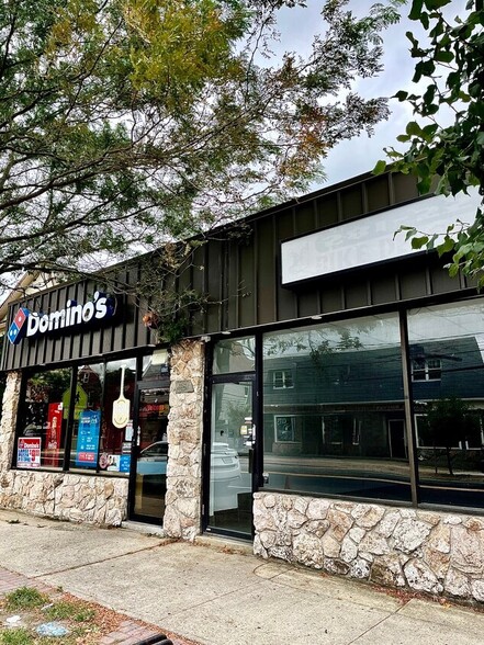 More Photos Of 75-77 W Main St, East Islip Storefront For Lease