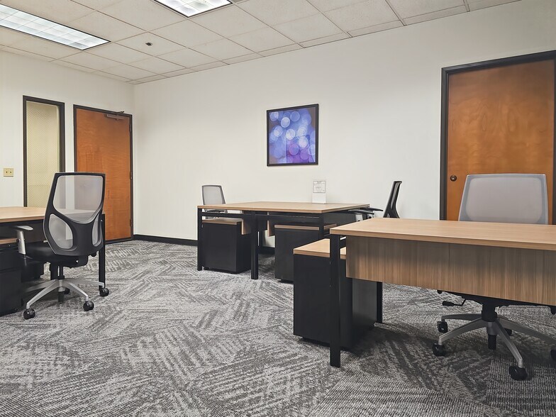 More Photos Of 8215 Sw Tualatin Sherwood Rd, Tualatin Coworking Space