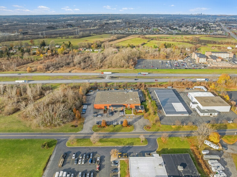 More Photos Of 50 Thruway Park Dr, Henrietta Warehouse For Sale