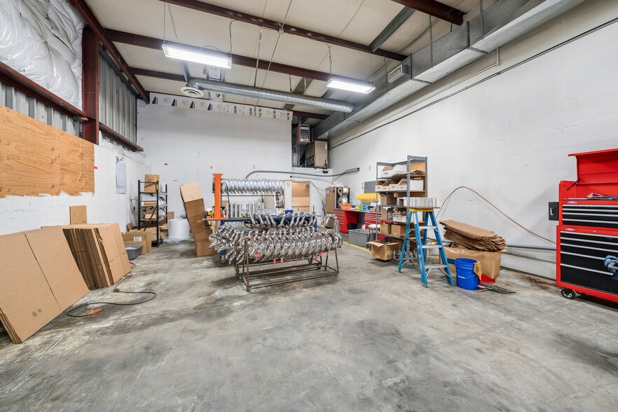 More Photos Of 2919 Union Rd, Paso Robles Flex For Lease