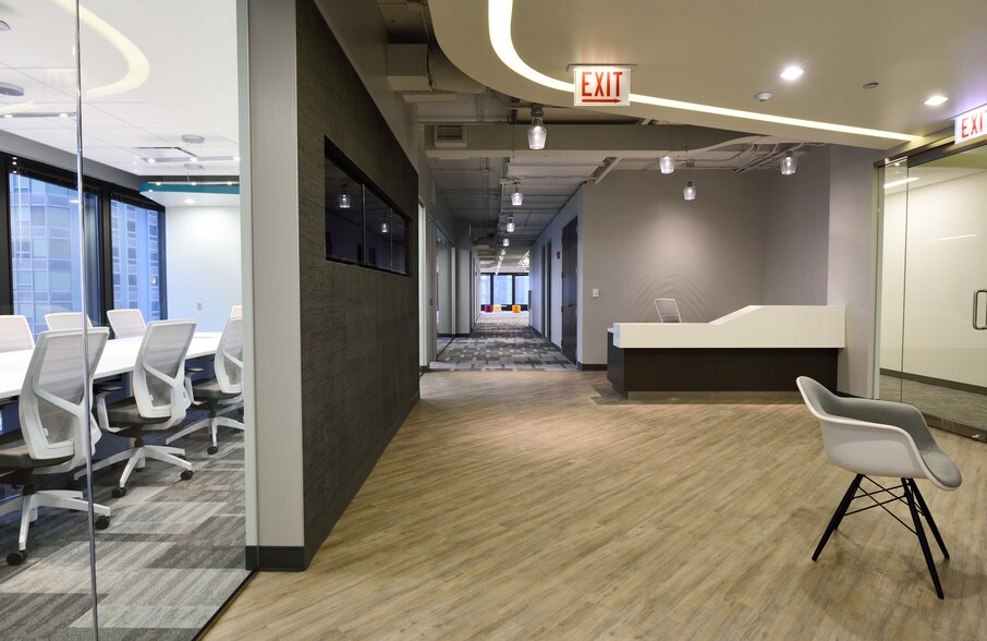 More Photos Of 205 N Michigan Ave, Chicago Office For Lease