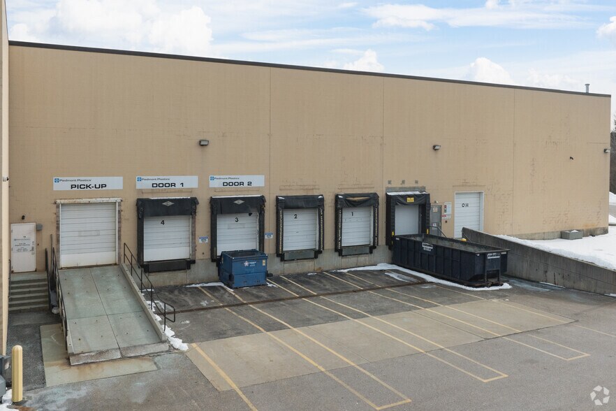 More Photos Of 360 Cedar Hill St, Marlborough Warehouse For Lease