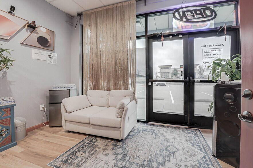 More Photos Of 25691 Smotherman Rd, Frisco Storefront For Sale