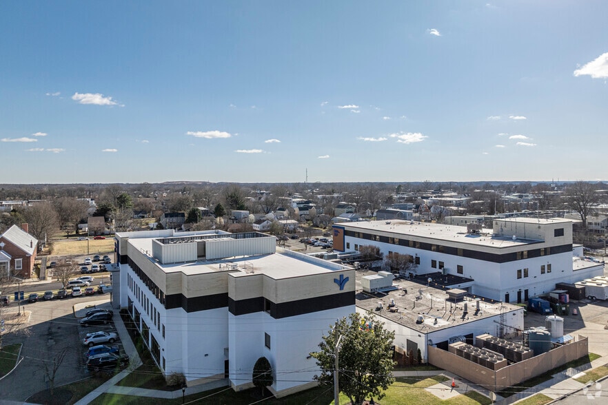 More Photos Of 1510 N 28th St, Richmond Medical For Lease