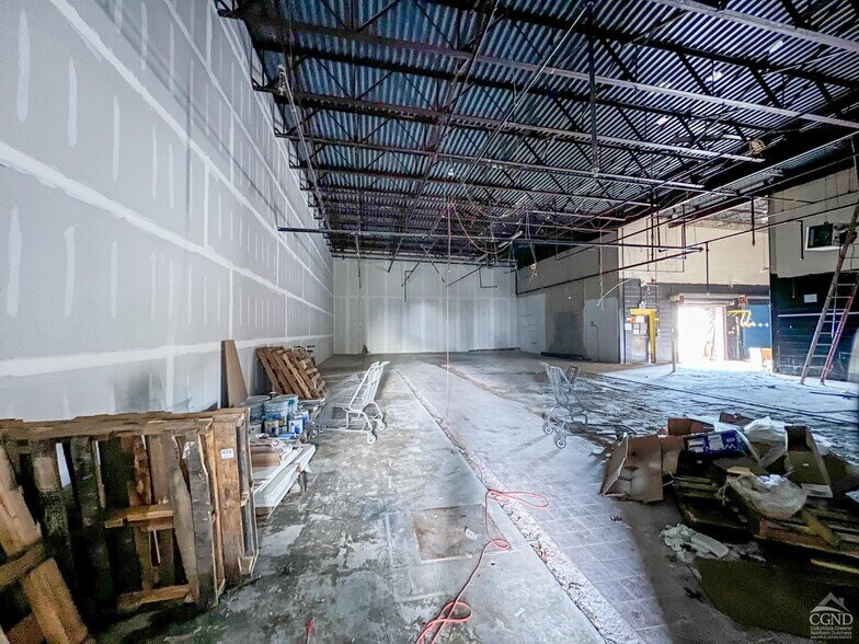 More Photos Of 15 Dardess Dr, Chatham Unknown For Lease