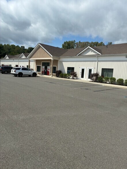 More Photos Of 153 Temple Hill Rd, New Windsor Township Flex For Lease