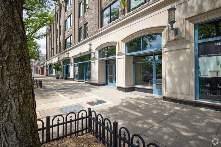 More Photos Of 10 N Park Pl, Morristown Office For Lease