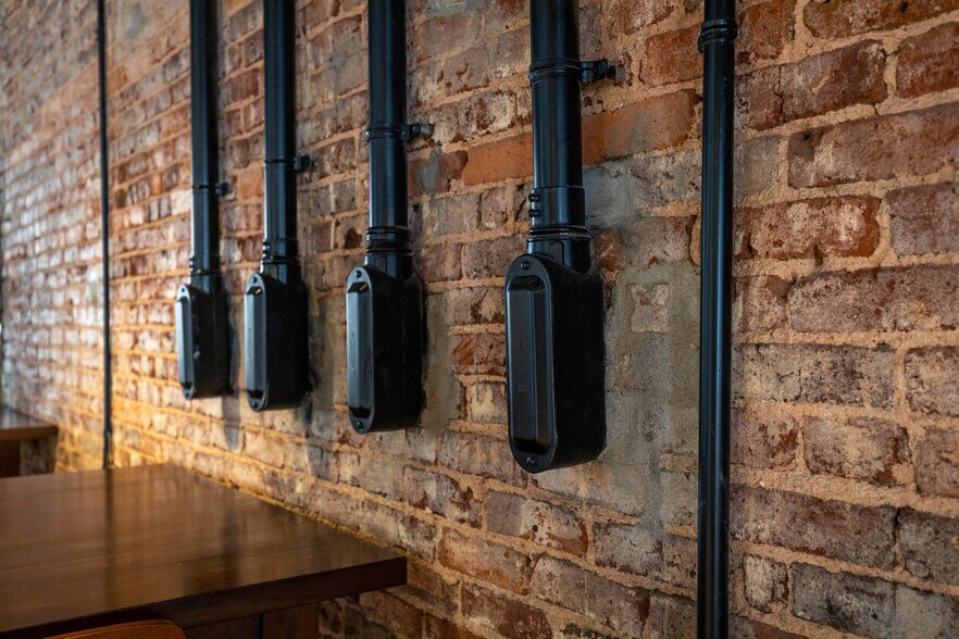 More Photos Of 233 Broad St, Nevada City Hotel For Sale