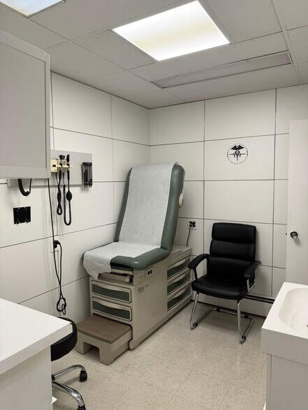 More Photos Of 245 Engle St, Englewood Coworking Space