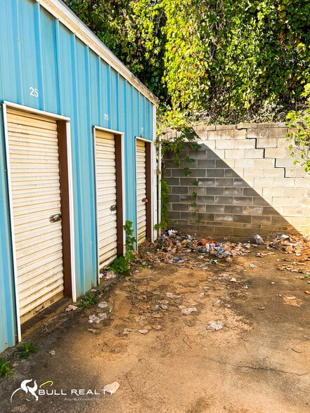 More Photos Of 2570 Flat Shoals Rd SE, Conyers Self Storage For Sale