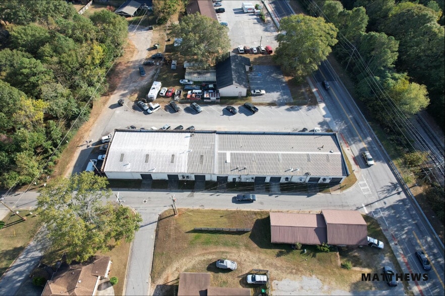 Primary Photo Of 689 Main St, Stone Mountain Industrial For Sale