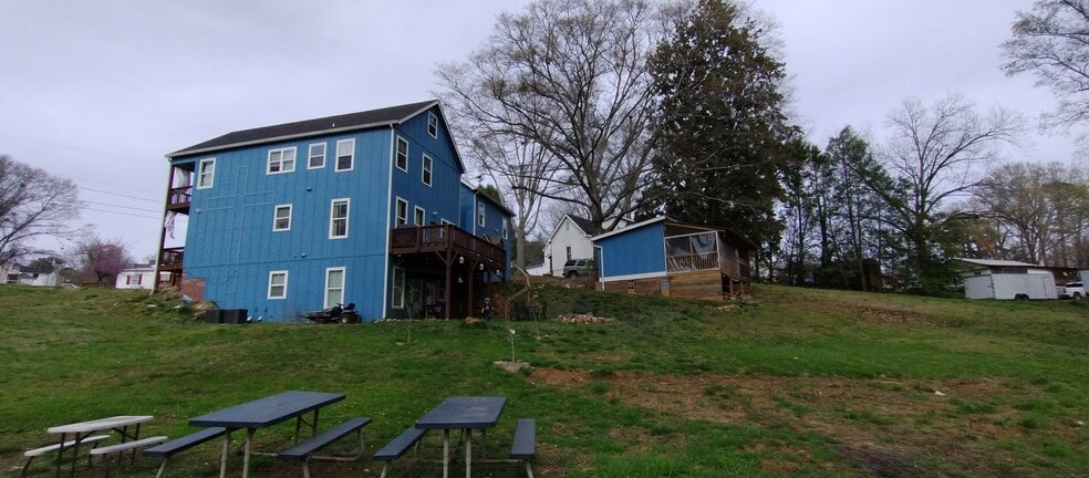 More Photos Of 125 Stripling St, Ball Ground Multifamily For Sale