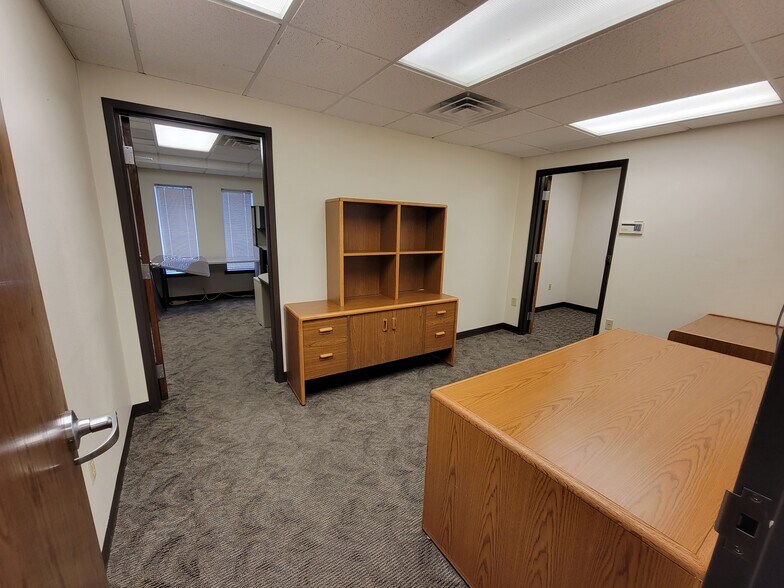 More Photos Of 4205 State St, Bismarck Medical For Sale