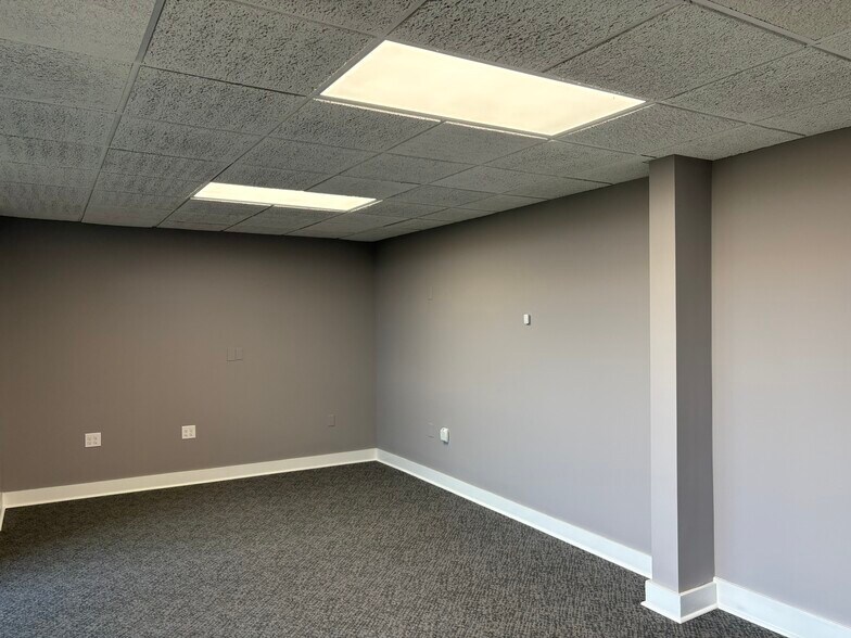 More Photos Of 6099 Riverside Dr, Dublin Office For Lease
