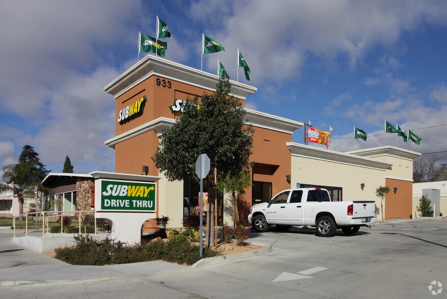 Primary Photo Of 933 W Ramsey St, Banning General Retail For Sale