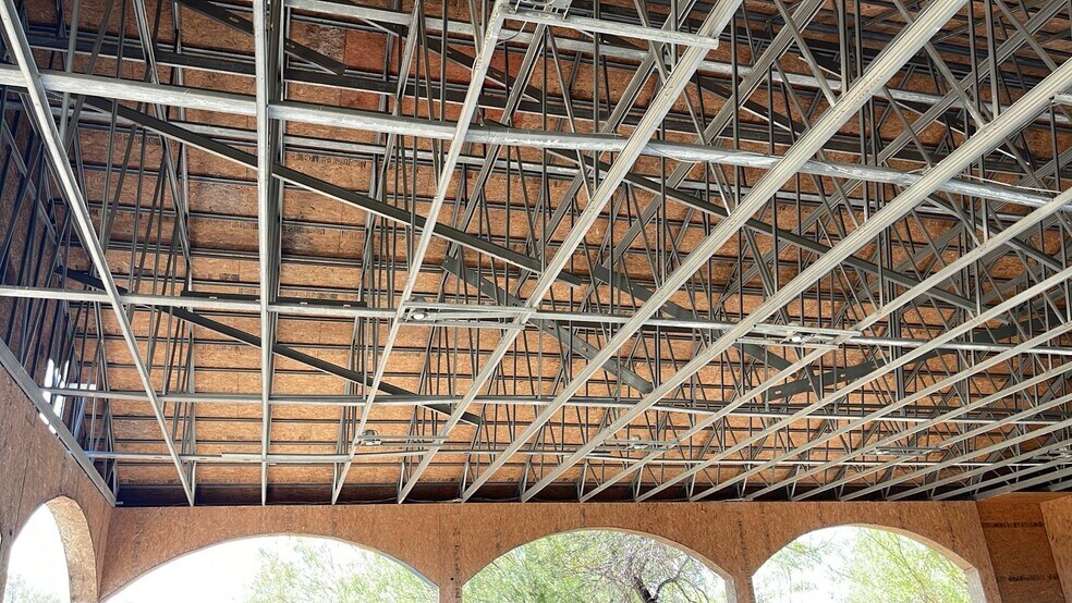 More Photos Of 2301 W Mile 3 Rd, Mission Flex For Sale