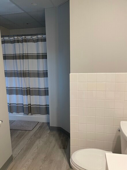 More Photos Of 45 Pond St, Norwell Office For Lease