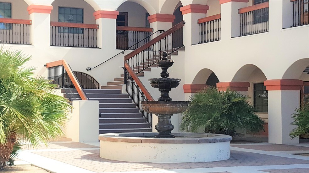 More Photos Of 72650 Fred Waring Rd, Palm Desert Medical For Sale